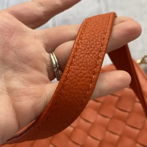 Urban Expression Urban Expressions NWOT orange woven vegan shoulder bag.