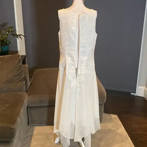 Women’s White Chiffon Formal Dress Floral Lace Detail & Matching Jacket Size 14