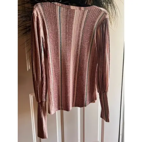 The Comfy Women's striped top by Above and  Beyond Size Medium