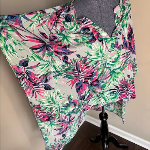 CARAMELA Floral Poncho Top