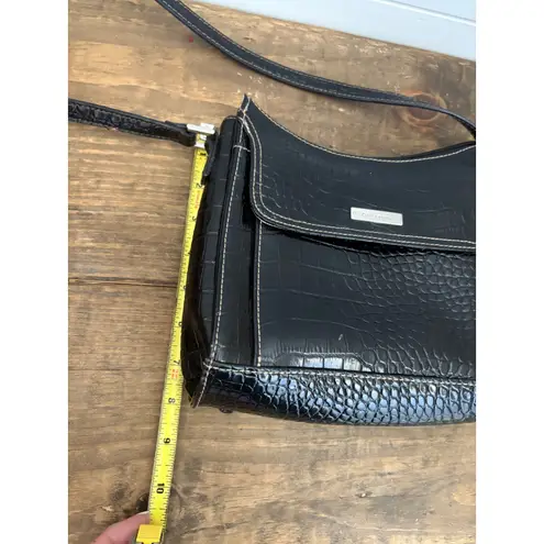 Liz Claiborne Black Croc Embossed Crossbody Shoulder Bag Purse Pink inner lining - Image 8