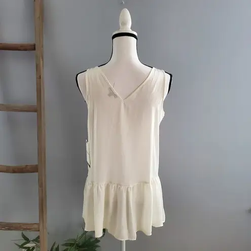 Who What Wear  White Sleeveless Oversize Peplum Top Size S