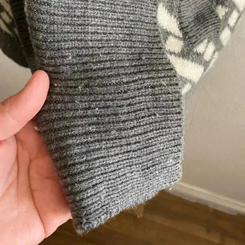 Love by Design Grey & Ivory Long Sleeve Cardigan L