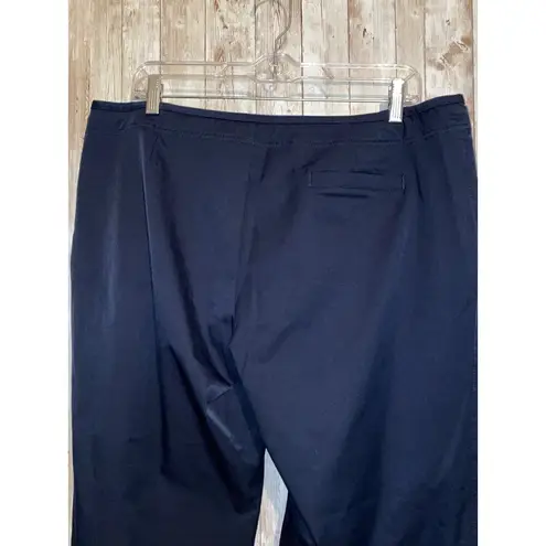 Nike Women's  Crop Capris Pants Navy Straight Leg Swoosh Logo Drawstring Size XL