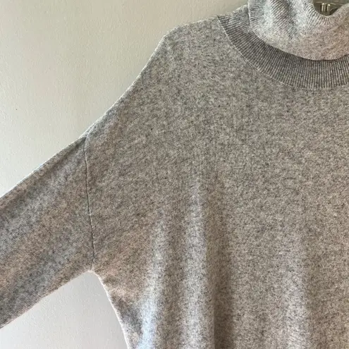 Treasure & Bond Treasure n Bond Sz L Gray Drapey Turtleneck Sweater Pullover Stretch Tunic