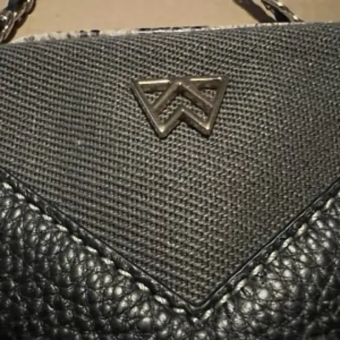 Kelly Wynne Phone Crossbody Bag Black Leather with Dust Bag