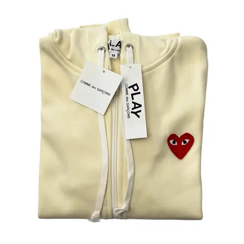 Comme des Garçons NEW Play Women’s
Heart Hoodie size M Ivory