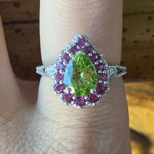 Natural Peridot Garnet Sterling Silver Ring Size 8 Green