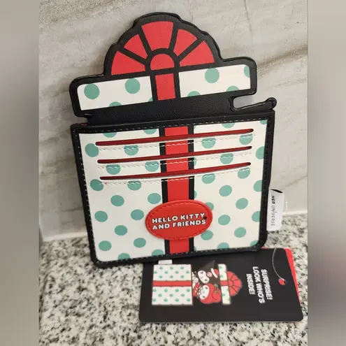 Her Universe NWT  My Melody & Kuromi Holiday Gift Peeking Cardholder Hello Kitty