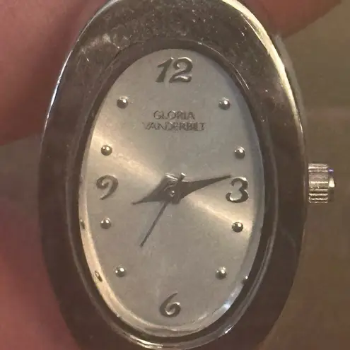 Gloria Vanderbilt Vintage silver tone rhinestone band watch