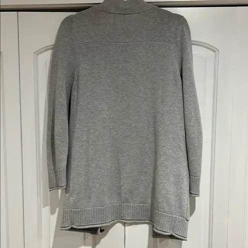 Knitted dove Gray Knit Cardigan Sweater size medium