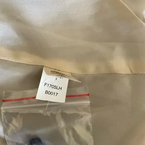 Union Satin Short Sleeve Fitted Blazer Size Small Grey Gray