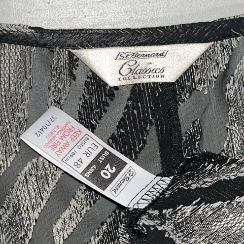 St. Bernard Classics Collection Size 20 Animal Print Duster Cardigan Jacket