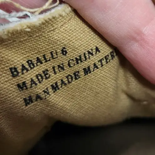 Corkys Babalu Low Top Camouflage Camo Casual Slip On Sneakers Gray Green Size 6