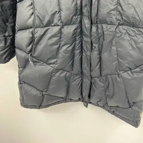 Mountain Hardwear Mountain Hardware black puffer front zip jacket w/ pockets warm women size small