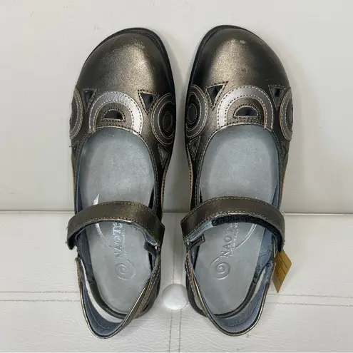 Naot Rongo Slingback Mary Jane Sandal in Mirror Leather Pewter Sz 36 US 5.5 NWT