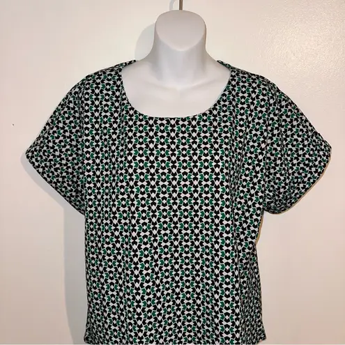 MELLODAY Black, White & Green Geometric Women’s Casual Top Medium