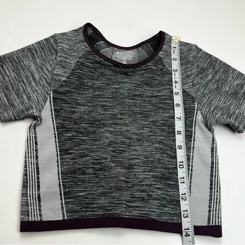 Athleta ‎ Womens Size Small Grey Gray Purple Impact Crop Top Shirt Compression
