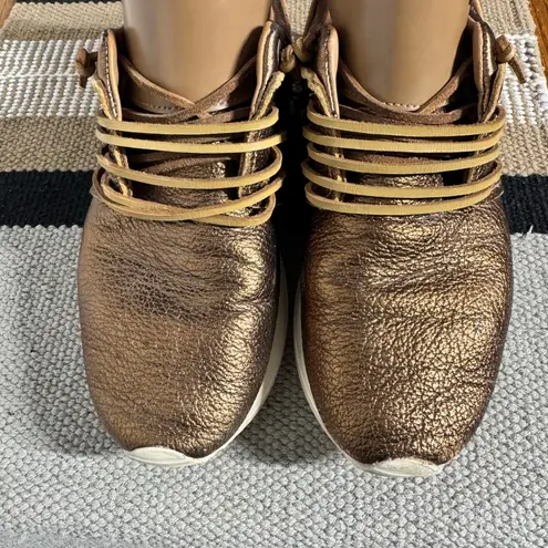 Esseutesse Fringe Sneakers Women EU38 US7.5 metallic bronze/gold Glam Boho Gold Size 7.5