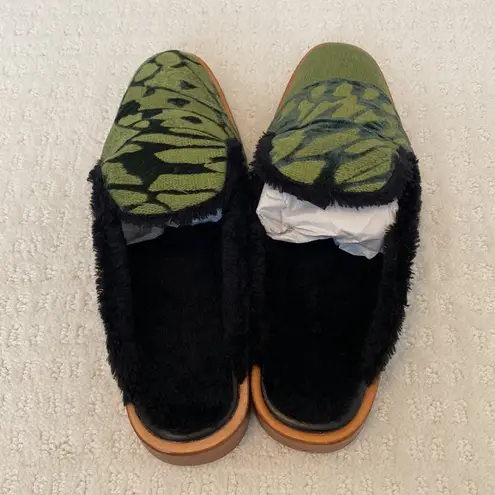 Free People  Butterfly Effect Mule Green Velvet