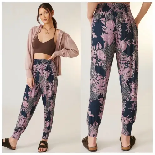 Daily Practice Cool Breeze Black Purple Floral Smocked Waist Jogger Pants Size S