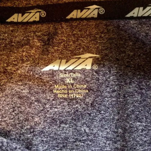 Avia Funnel Neck Activewear Shirt Womens XL Used Purple