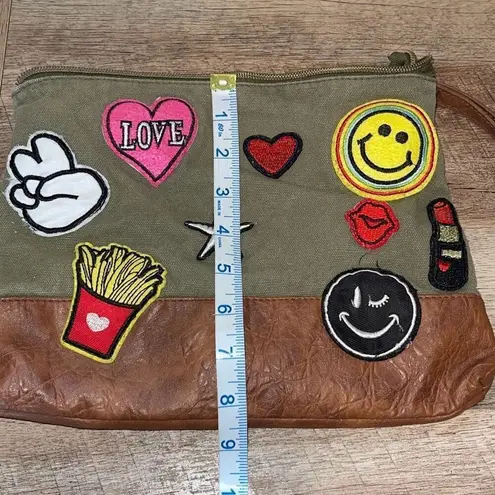 American Eagle  Outfitters Zipper Clutch Purse Cosmetic‎ Bag Army Green