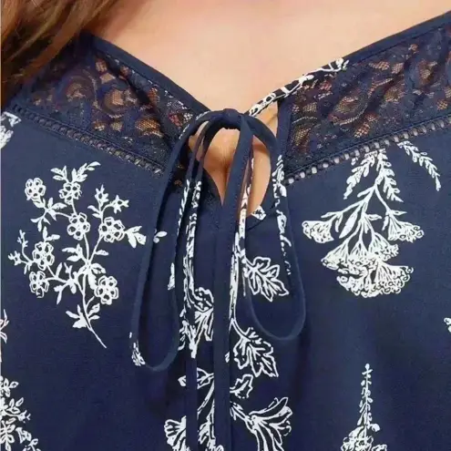 NWT!Navy Floral tassels Tie neck contrast lace blouse Size 12 or Large Blue