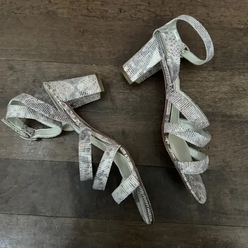 Vintage calico leather snakeskin pattern strappy block heel sandal shoe White Size 7.5