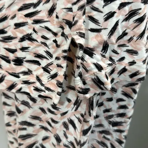 Soma Cool Nights Pink and Black Top and Matching Pants Set.