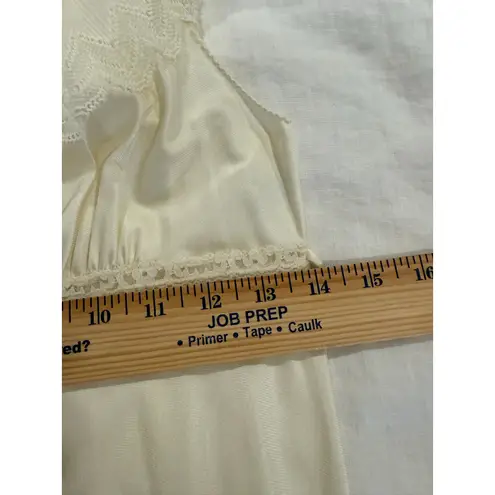 Vanity Fair Vintage Sleeveless Lace Trim Maxi Slip Dress Cream Women's Petite