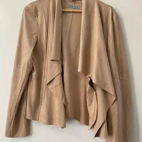 Bagatelle ✨HP✨
Draped Open-Front Jacket✨