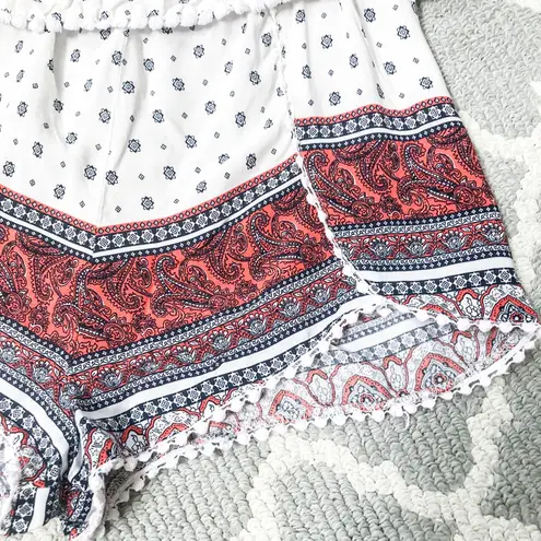 Showpo White printed sleeveless casual romper