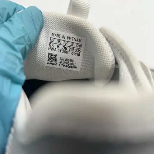 Adidas  Women’s Neo Questar x BYD Cloudfoam Ortholite Float Running‎ Sneakers 6.5