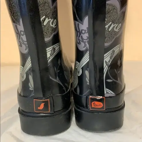 The Sak  Signature Tall Rubber Rain Boots Size 6