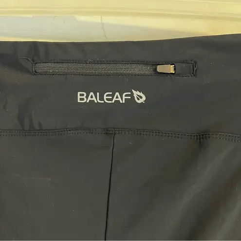 Baleaf Flyleaf Cycling Capri. Size 2XL. EUC