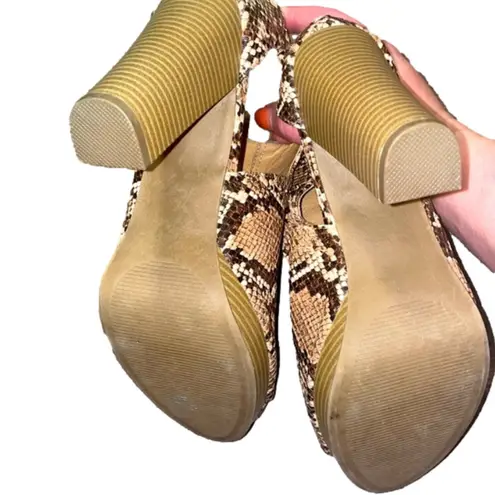 Report Chunky Snake Print Heels Women’s 8.5 Edgy Boho Sandals Zipper Studded Tan