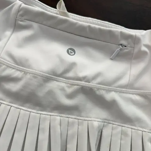 Baleaf Pleated Back Athletic Skort Tennis SKirt Size Large White