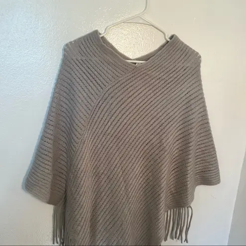 Time And Tru  Fringe Poncho Sweater Gray Pullover Ribbed