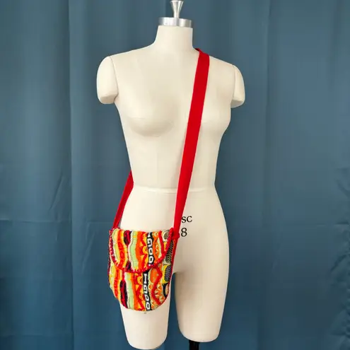 COOGI Vintage 90s/Y2K Textured Knit Crossbody Bag