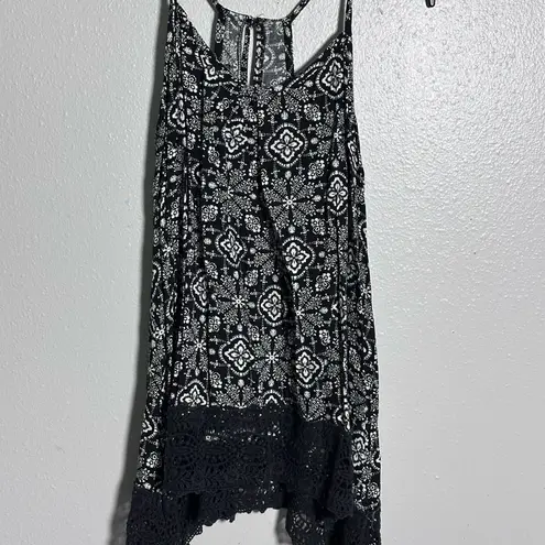 Mossimo Supply Co Women Sleeveless Black Print Tank Top size XS.