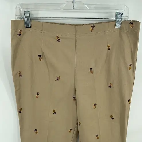 White Stag Pineapple embroidered Capri pants khakis 10 high waist flat front EUC