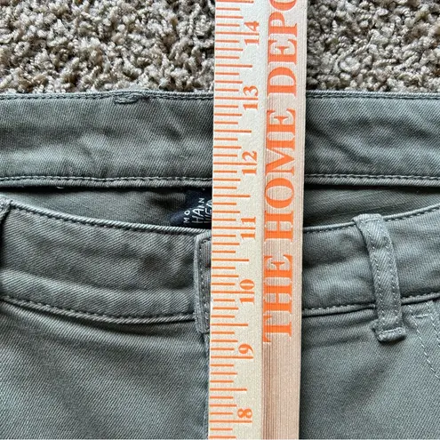 Mountain Hardwear  Women's Denim Straight leg size 10 Green