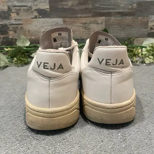VEJA V-10 Sneakers Size 10 Women's