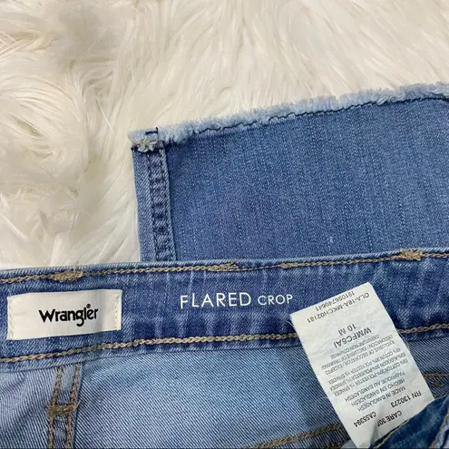 Wrangler  Flared Crop Two Tone Raw Hem Frayed Jeans size 10