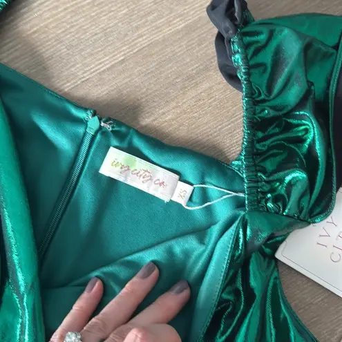 NWT IVY CITY CO HERA DRESS IN GREEN METALLIC Size XS