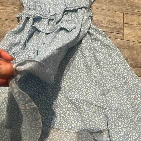 Blue & White Womens V