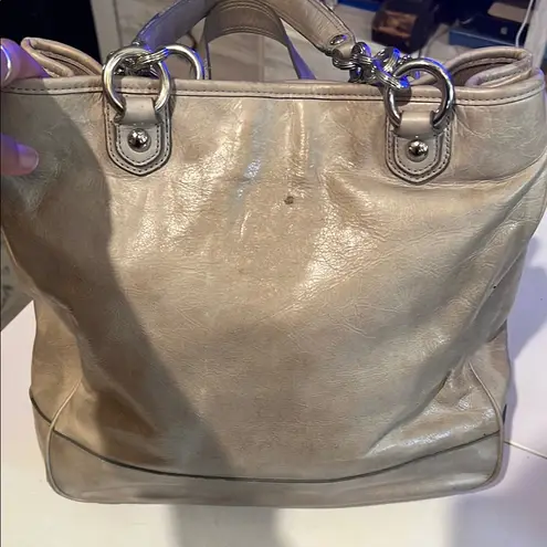 Coach  Cream Shoulder Bag tote with Structured Design thumbnail 3
