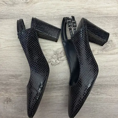 Bandolino Blue Snakeskin Print Double Buckle Sling Back 3" Block Heels Size 7.5M
