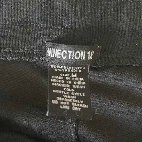 Unique Connection 18 sweater joggers. Size M